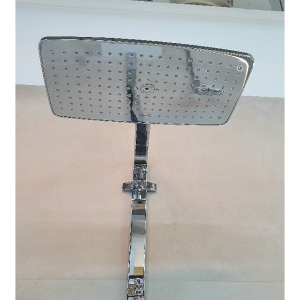 Душевая стойка Hansgrohe Raindance E 27288400 белый/хром