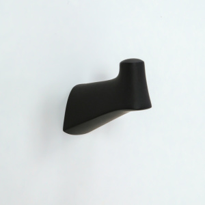 Крючок AVS Neo, черный Крючок AVS Neo, черный